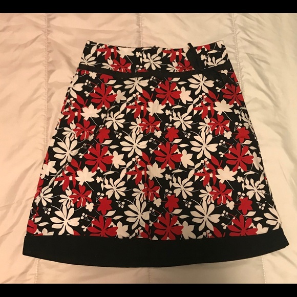 MIKK Couture Floral Skirt - Picture 2 of 4